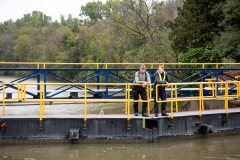 The lock gate.